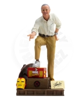 Iron Studios POW! - socha - Stan Lee Deluxe Art Scale 1/10