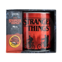 Hrnek - Stranger Things se samolepkou XL (550ml)