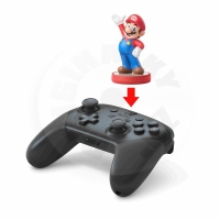 Nintendo Switch Pro Controller (Switch) (2)